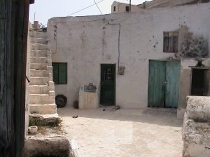 cyard-b4